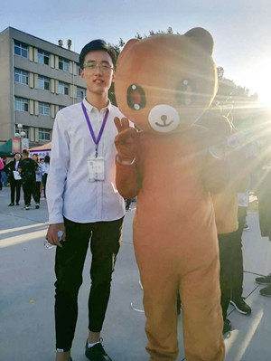 王海强.jpg