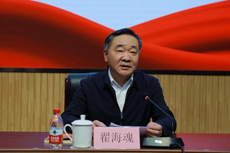 351A2375.jpg