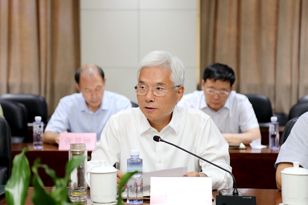 351A1140.jpg